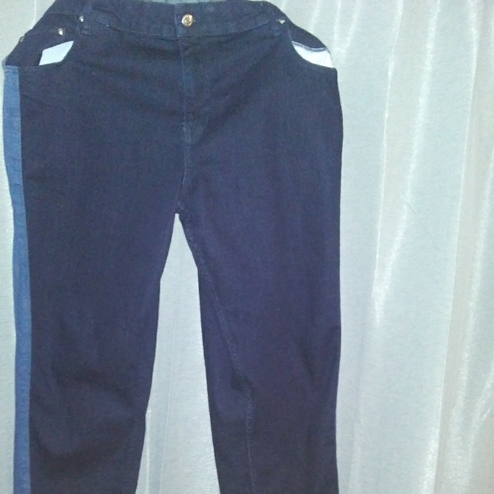 Jeans - Picture 2 of 8